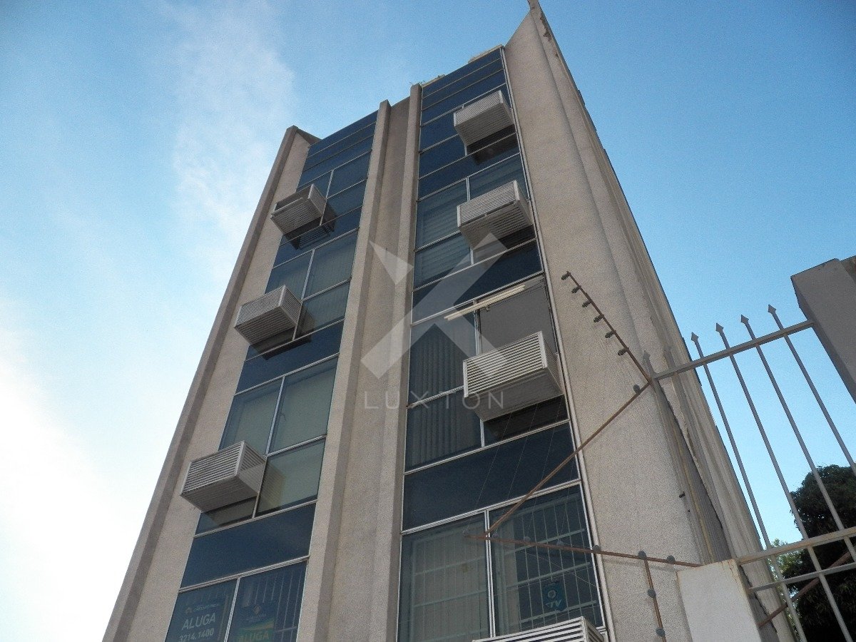 Salas/Conjuntos com 40m², no bairro Moinhos de Vento em Porto Alegre para Comprar
