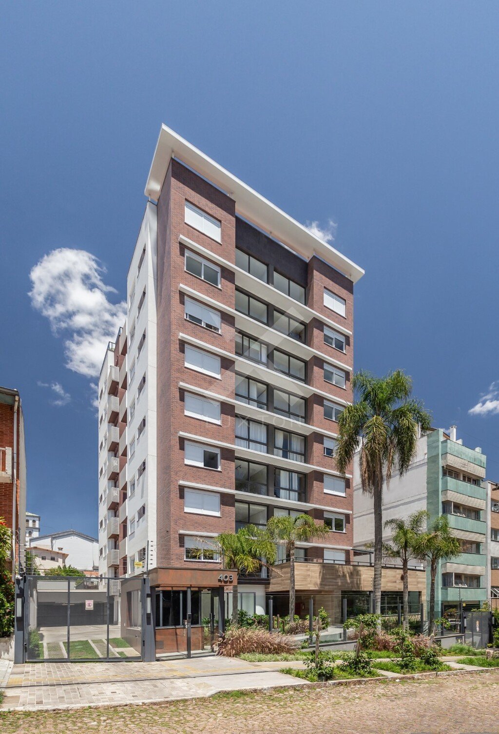 Apartamento com 73m², 2 dormitórios, 1 suíte, 2 vagas, no bairro Petrópolis em Porto Alegre para Comprar