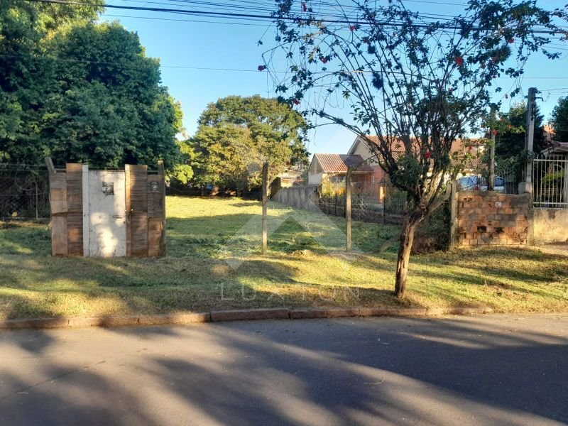 Terreno com 1000m², no bairro Camaquã em Porto Alegre para Comprar