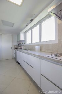 Thumbnail de Apartamento de 3 quartos com 255m² à venda no bairro Tres Figueiras, POA/RS - 20154