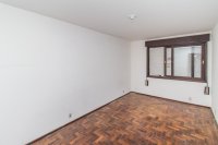 Thumbnail de Casa de 4 quartos com 280m² à venda no bairro Tres Figueiras, POA/RS - 20736