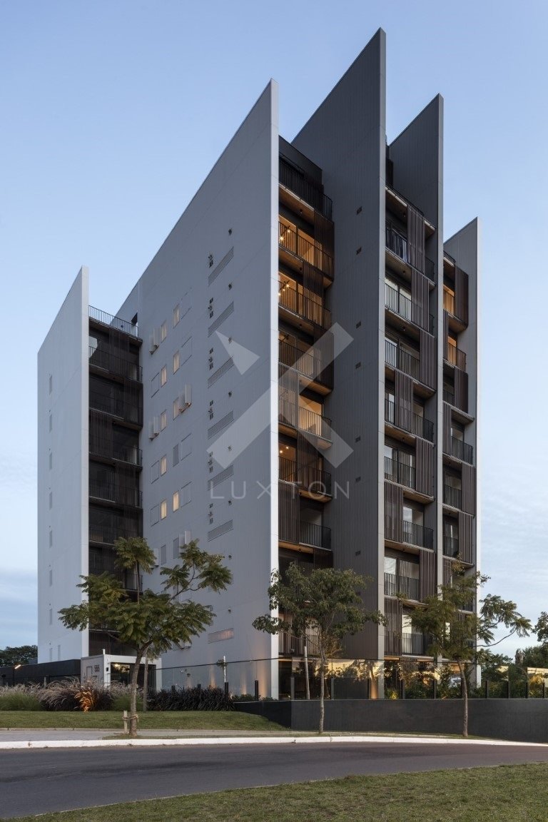 Apartamento com 110m², 2 dormitórios, 2 suítes, 1 vaga, no bairro Jardim Europa em Porto Alegre para Comprar