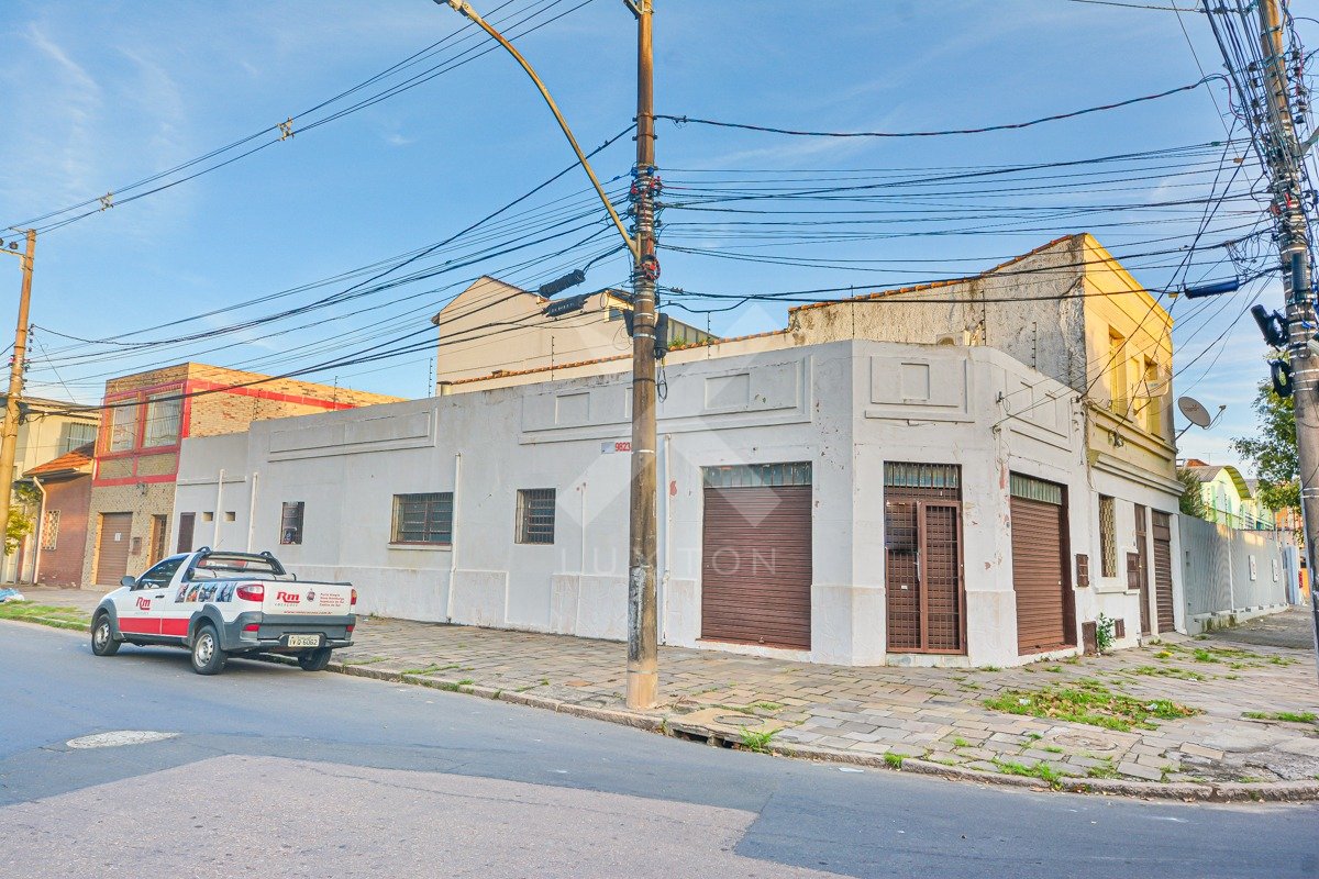 Loja com 200m², no bairro Navegantes em Porto Alegre para Comprar