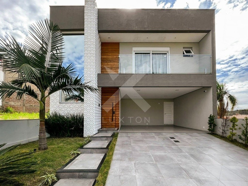 Casa com 262m², 3 dormitórios, 3 suítes, 4 vagas, no bairro Verdes Campos em Porto Alegre para Comprar