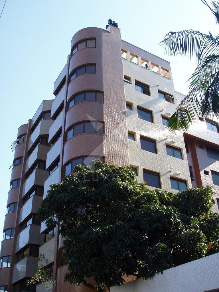 Cobertura com 278m², 3 dormitórios, 1 suíte, 4 vagas, no bairro Auxiliadora em Porto Alegre para Comprar