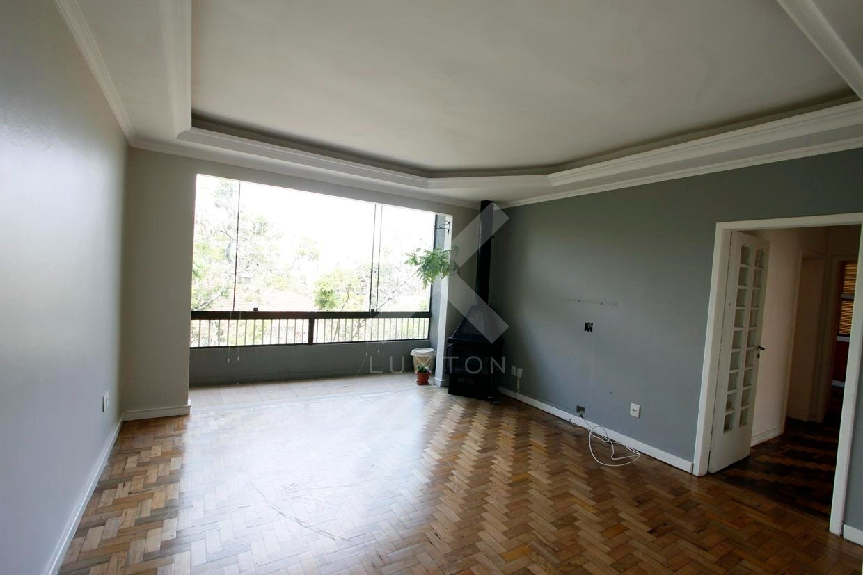 Apartamento com 69m², 3 dormitórios, 1 vaga, no bairro Petrópolis em Porto Alegre para Comprar