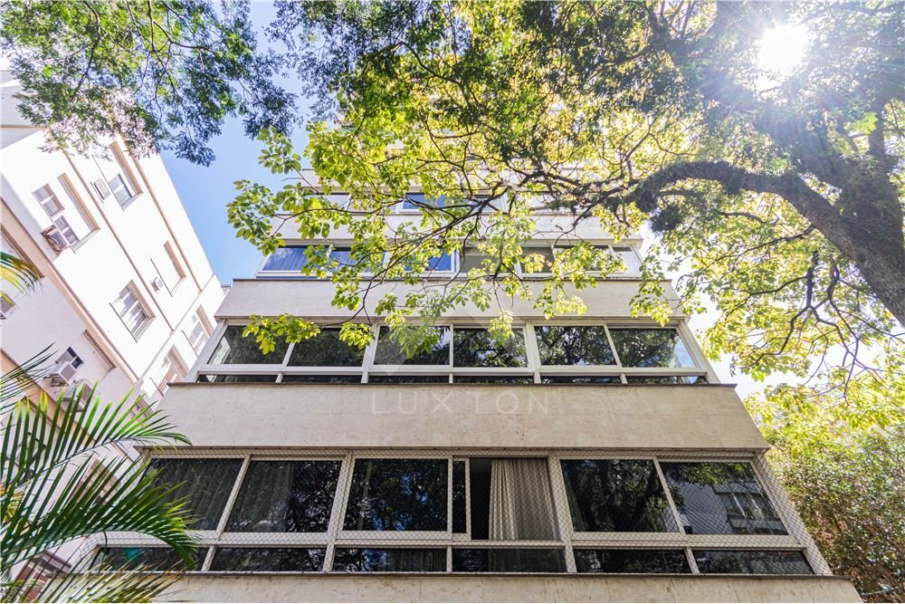 Apartamento com 217m², 4 dormitórios, 2 suítes, 3 vagas, no bairro Independência em Porto Alegre para Comprar