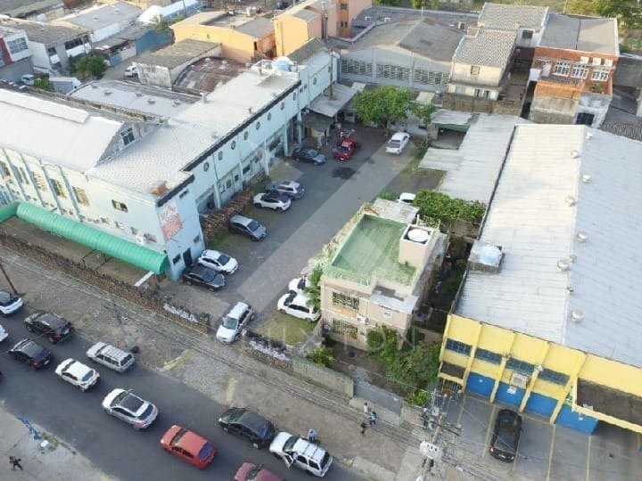 Pavilhão com 1876m², no bairro São Geraldo em Porto Alegre para Comprar