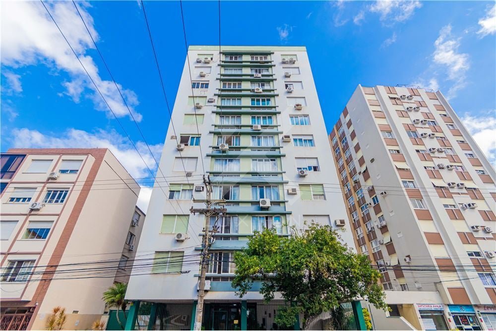 Apartamento com 98m², 3 dormitórios, no bairro Santa Cecília em Porto Alegre para Comprar