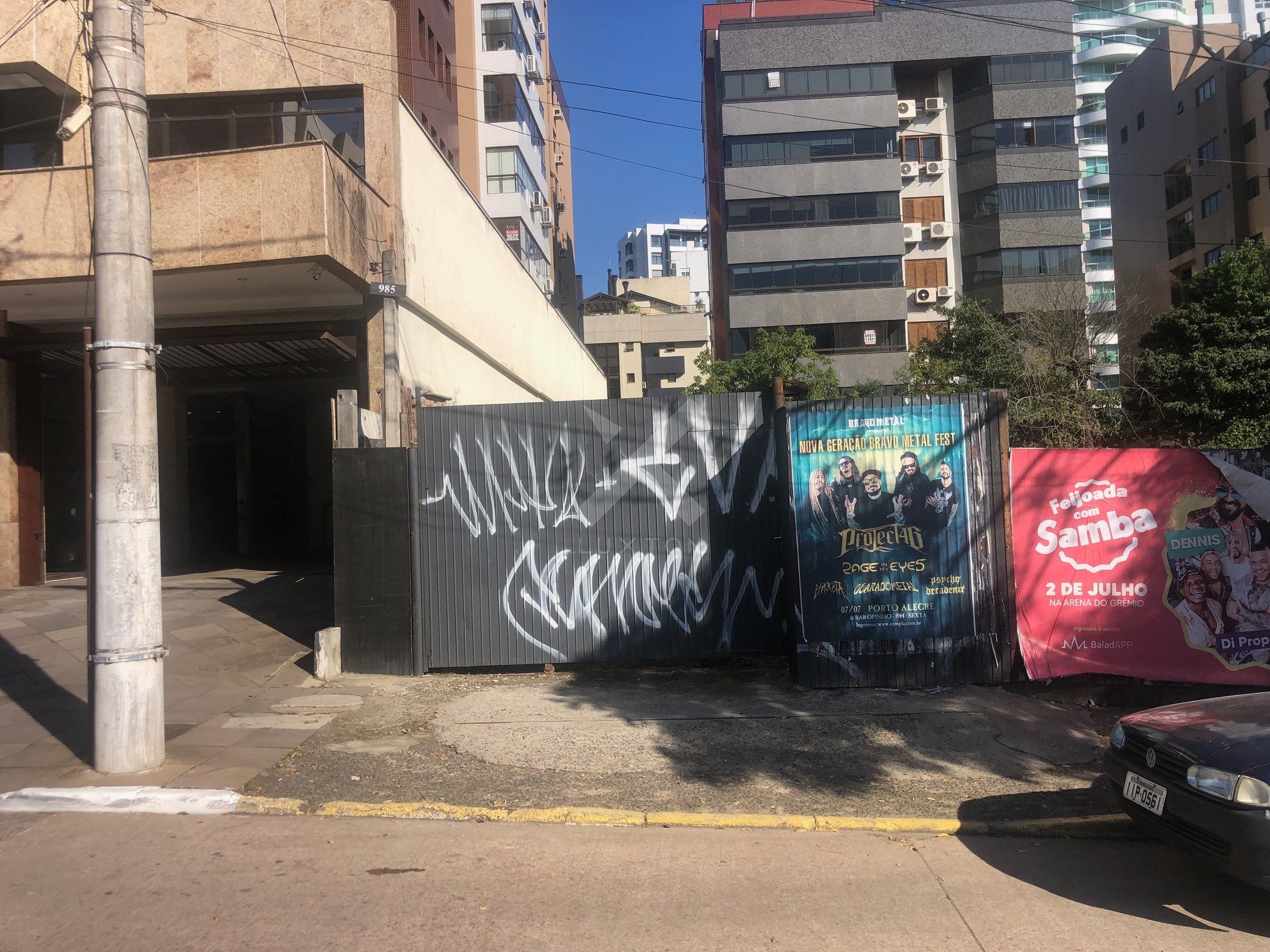 Terreno com 811m², no bairro Auxiliadora em Porto Alegre para Comprar