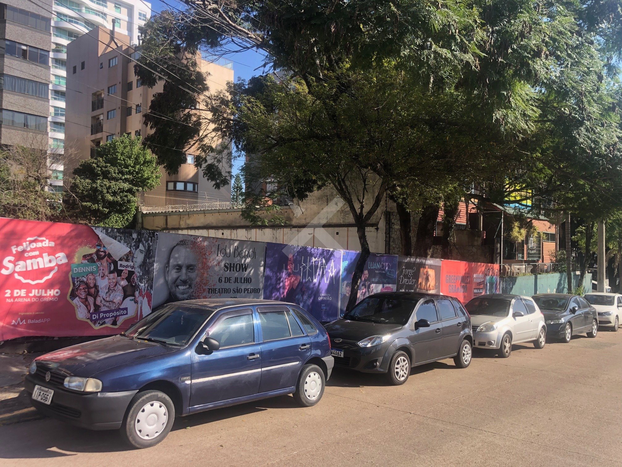 Terreno com 811m², no bairro Auxiliadora em Porto Alegre para Comprar