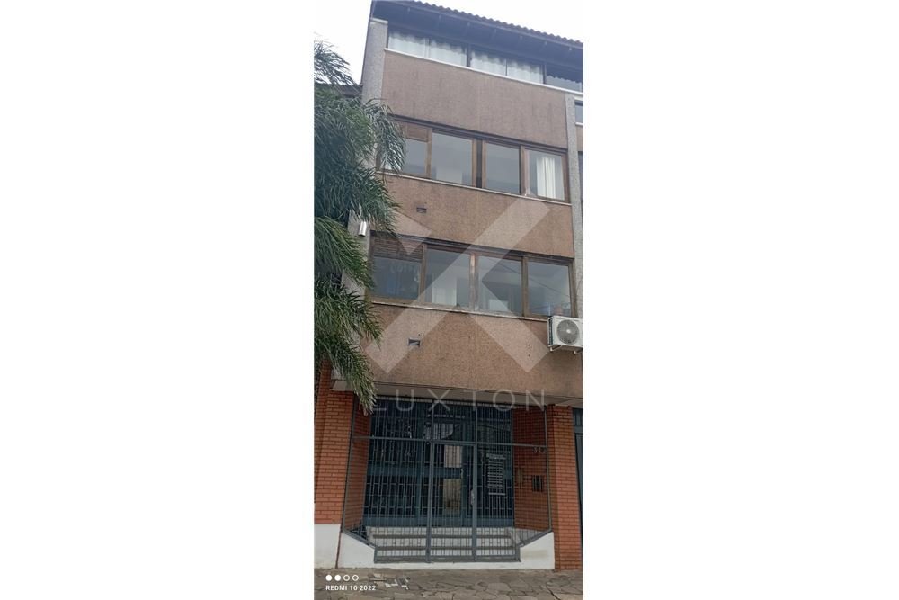 Cobertura com 203m², 2 dormitórios, 1 vaga, no bairro Nonoai em Porto Alegre para Comprar