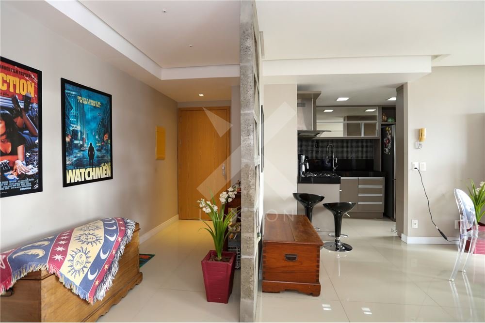 Apartamento com 85m², 3 dormitórios, 1 suíte, 1 vaga, no bairro Jardim Lindóia em Porto Alegre para Comprar