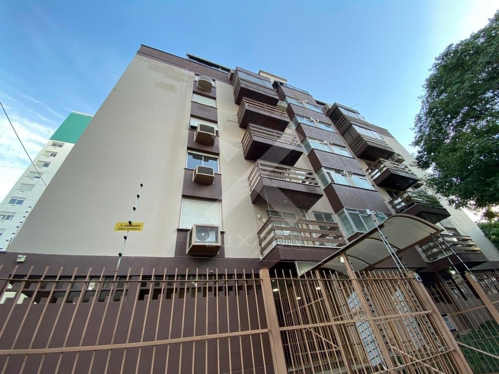 Apartamento com 78m², 3 dormitórios, 1 vaga, no bairro Passo da Areia em Porto Alegre para Comprar