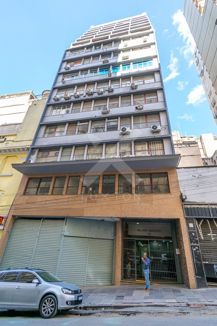 Salas/Conjuntos com 82m², 2 vagas, no bairro Centro em Porto Alegre para Comprar ou Alugar