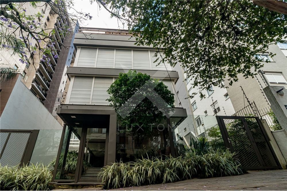 Cobertura com 258m², 3 dormitórios, 1 suíte, 3 vagas, no bairro Mont Serrat em Porto Alegre para Comprar