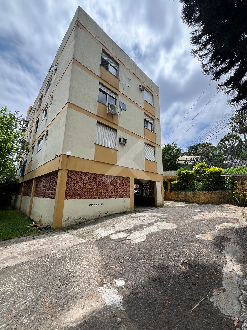 Apartamento com 47m², 1 dormitório, 1 vaga, no bairro Jardim Carvalho em Porto Alegre para Comprar