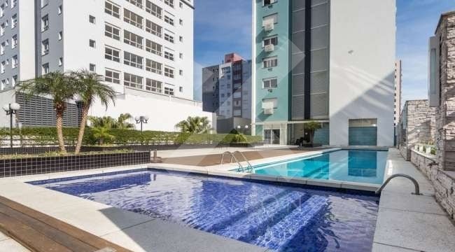 Apartamento com 87m², 2 dormitórios, 1 suíte, 2 vagas, no bairro Jardim Europa em Porto Alegre para Comprar