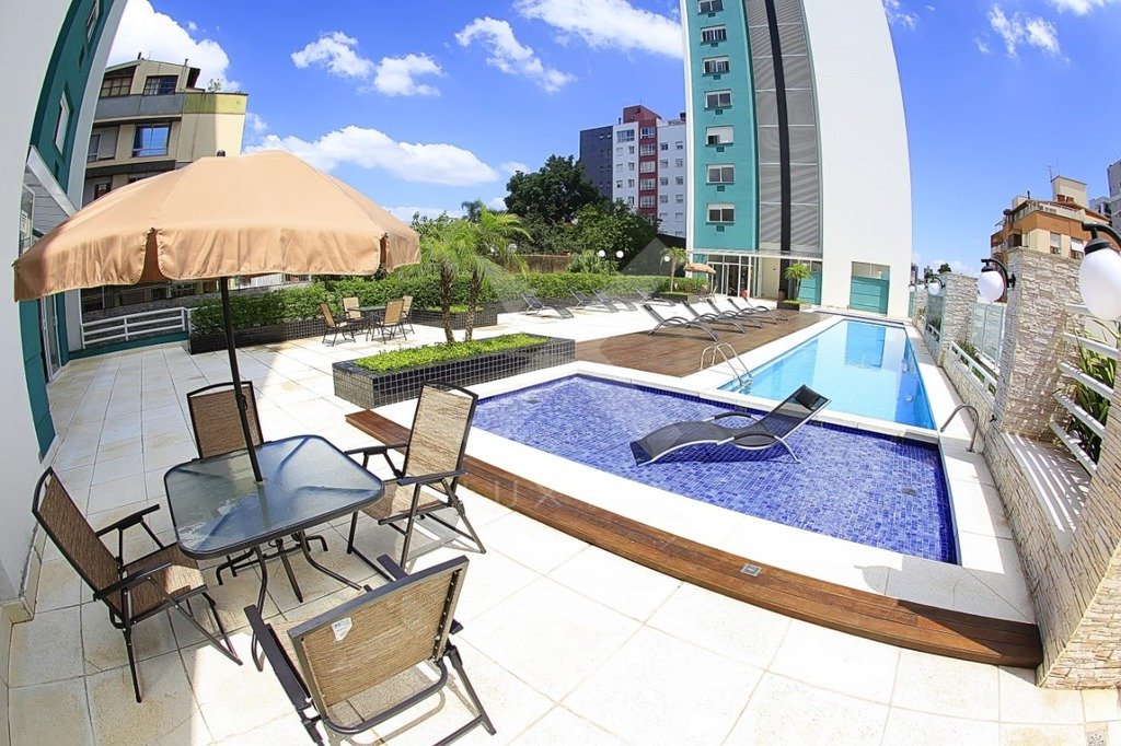 Apartamento com 87m², 2 dormitórios, 1 suíte, 2 vagas, no bairro Jardim Europa em Porto Alegre para Comprar