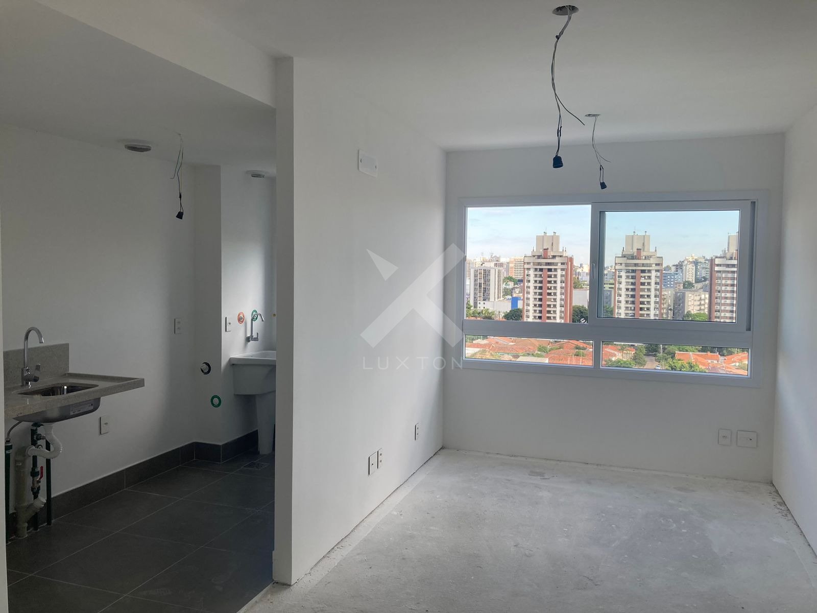 Apartamento com 56m², 2 dormitórios, 1 suíte, 1 vaga, no bairro Jardim Lindóia em Porto Alegre para Comprar