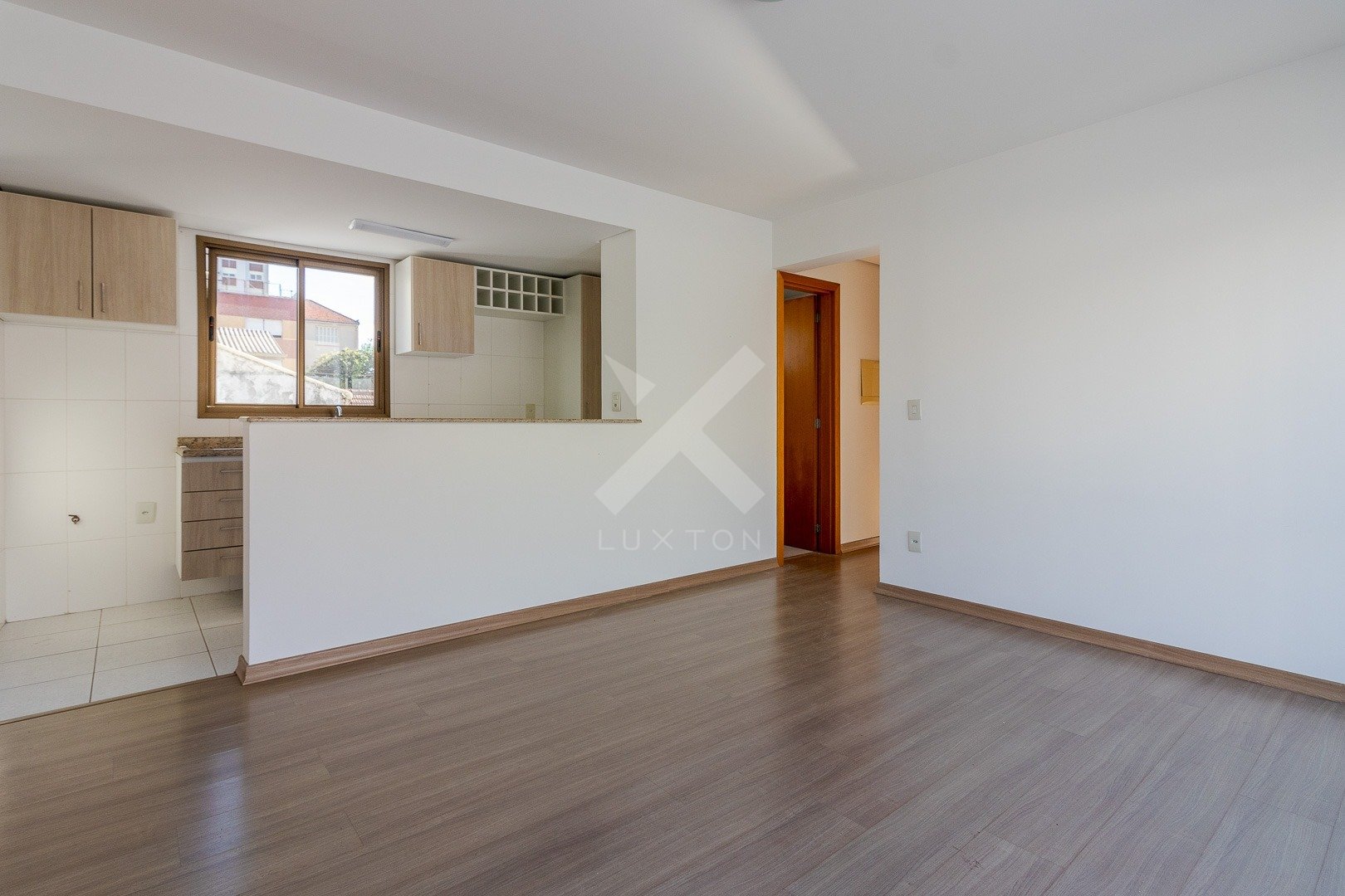 Apartamento com 69m², 2 dormitórios, 1 vaga, no bairro Rio Branco em Porto Alegre para Comprar