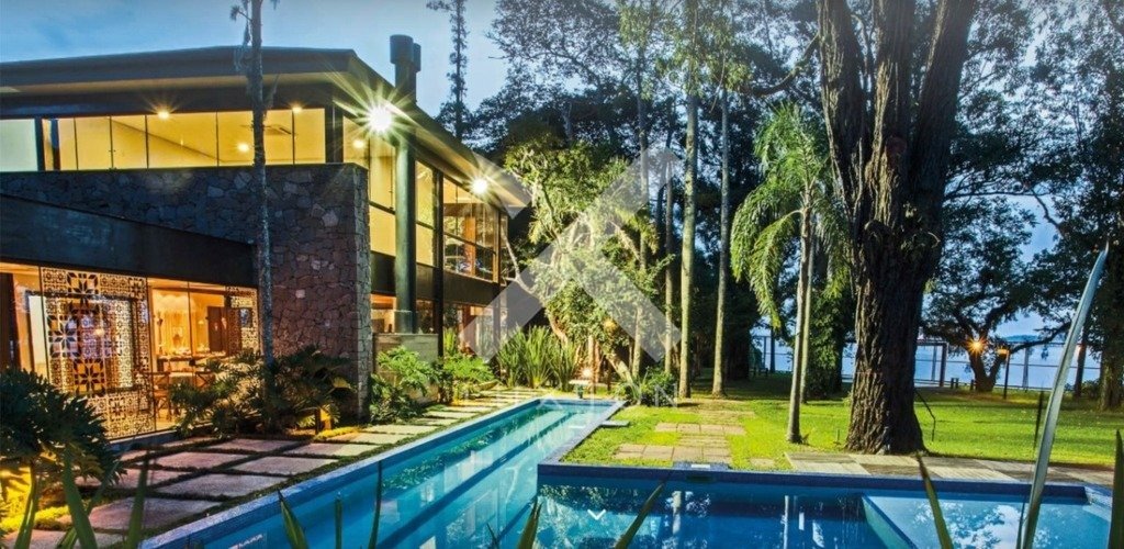 Casa em Condominio com 551m², 4 dormitórios, 4 suítes, 8 vagas, no bairro Ipanema em Porto Alegre para Comprar ou Alugar