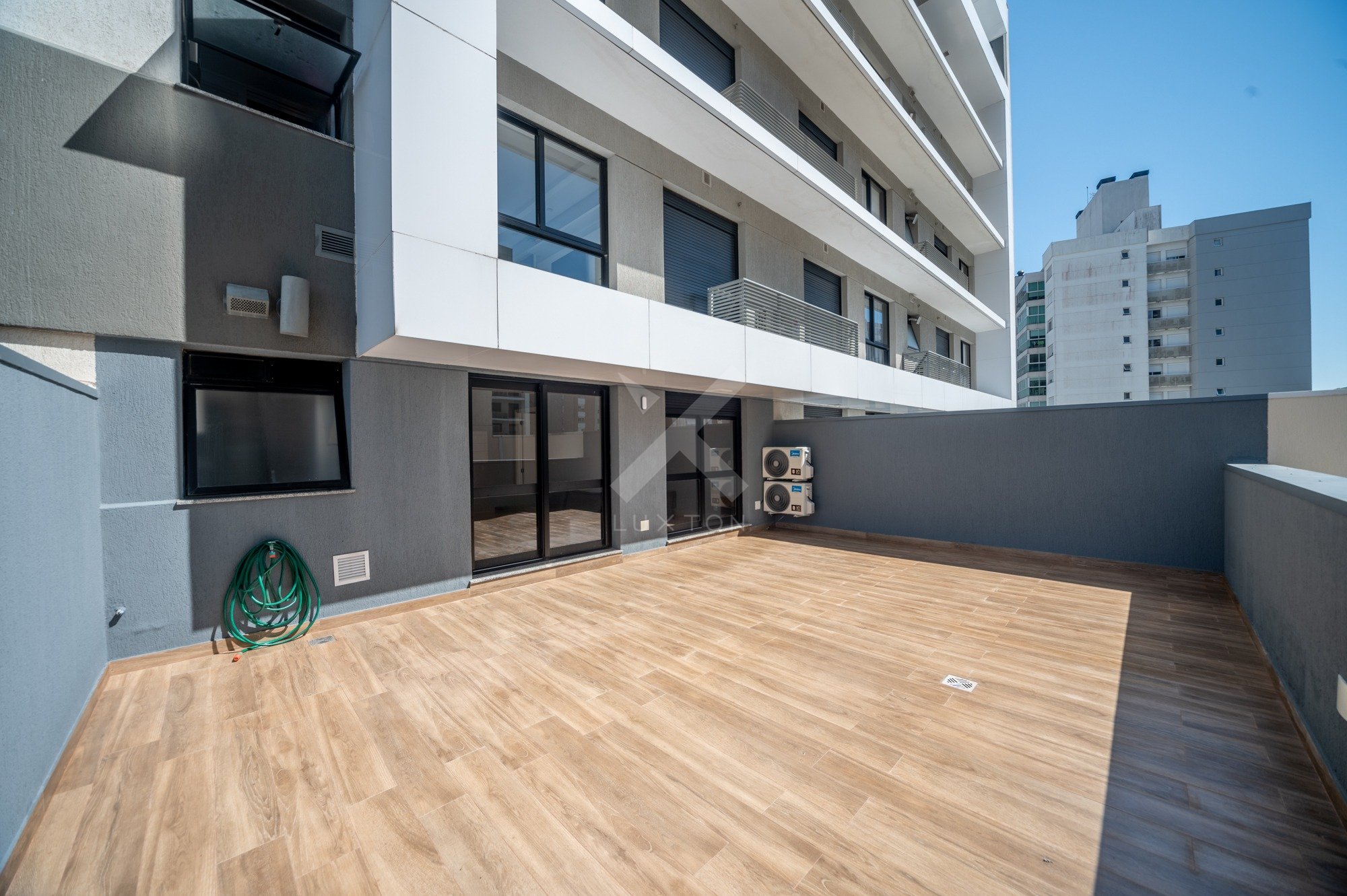Apartamento Garden com 88m², 1 dormitório, 1 suíte, 2 vagas, no bairro Central Parque em Porto Alegre para Comprar