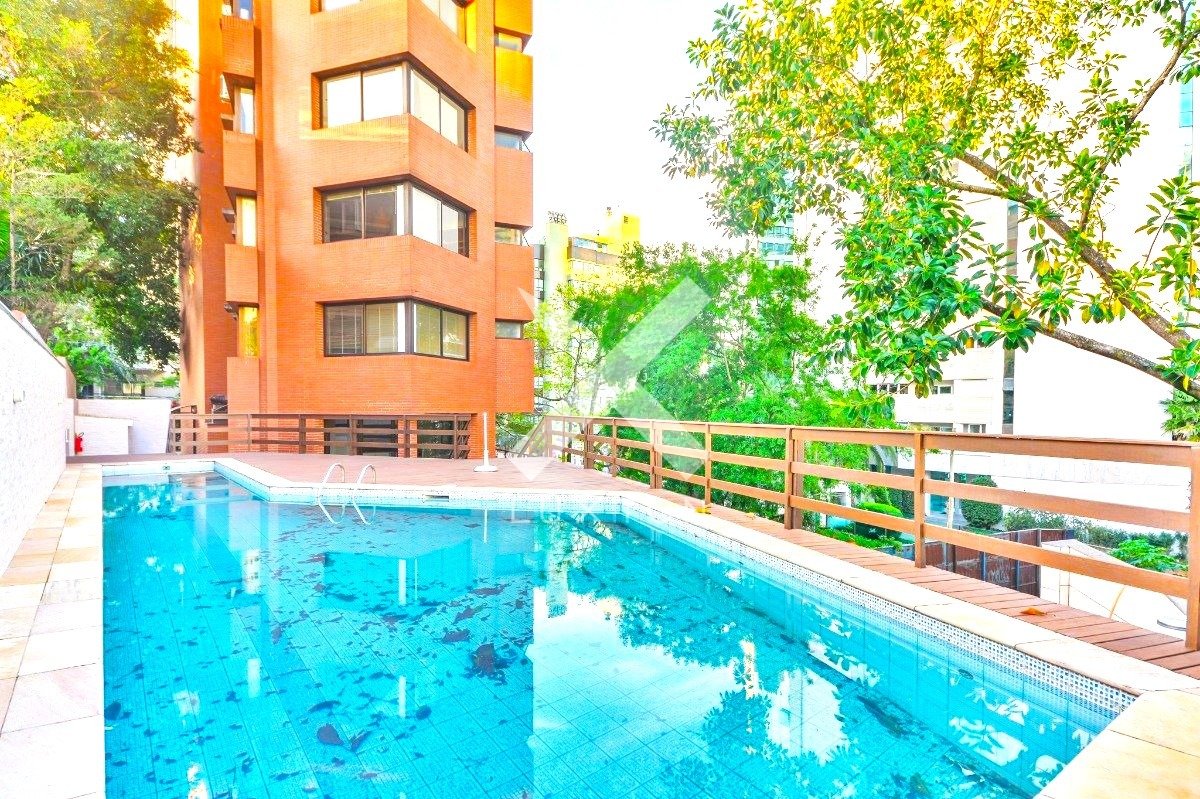 Apartamento com 58m², 1 dormitório, 1 suíte, 1 vaga, no bairro Três Figueiras em Porto Alegre para Comprar