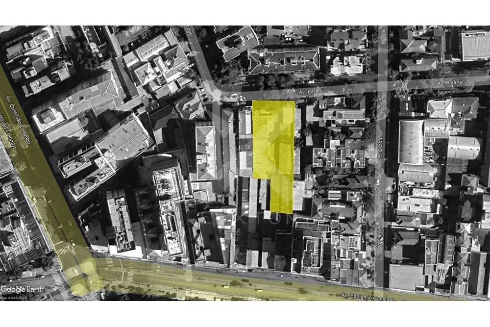 Terreno com 1945m², no bairro Floresta em Porto Alegre para Comprar