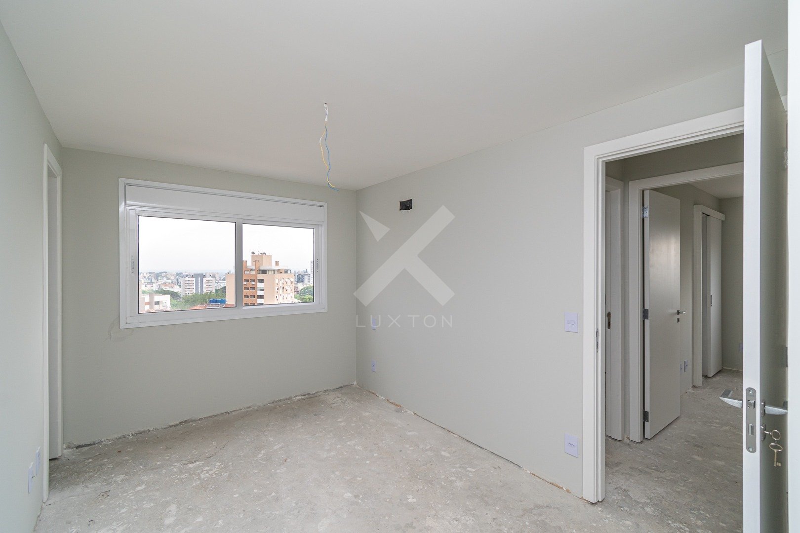 Apartamento com 90m², 3 dormitórios, 3 suítes, 2 vagas, no bairro Jardim Europa em Porto Alegre para Comprar