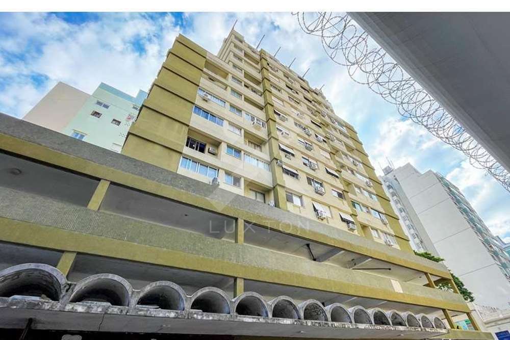 Apartamento com 24m², 1 dormitório, 1 vaga, no bairro Centro Histórico em Porto Alegre para Comprar