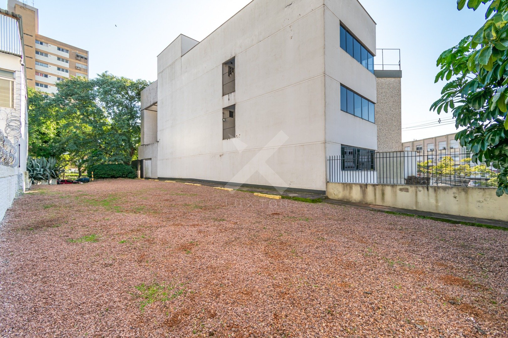 Terreno Comercial com 300m², no bairro Petropolis em Porto Alegre para Alugar