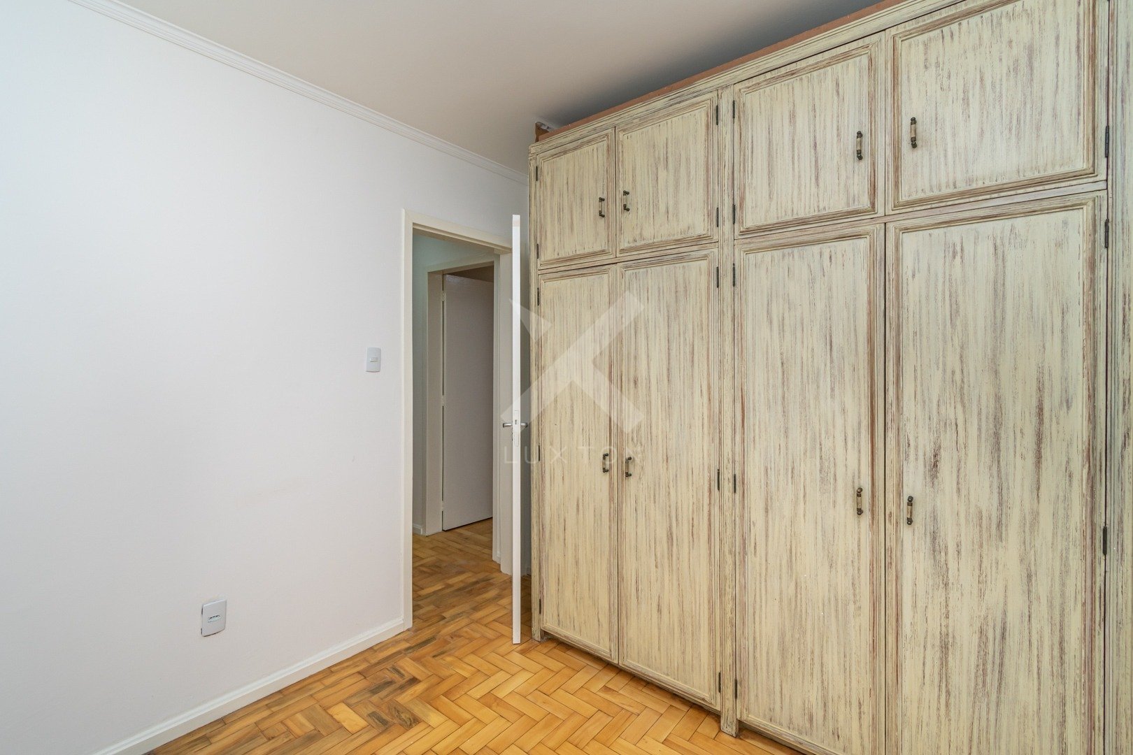 Apartamento com 73m², 2 dormitórios, no bairro Auxiliadora em Porto Alegre para Comprar