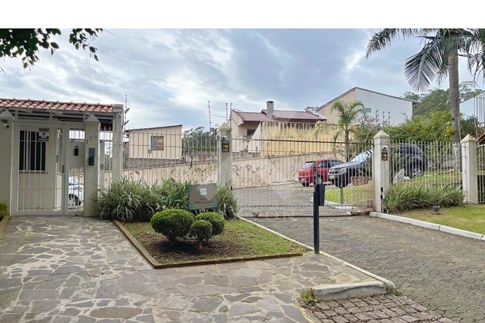 Casa em Condominio com 102m², 3 dormitórios, 1 suíte, 1 vaga, no bairro Espírito Santo em Porto Alegre para Comprar