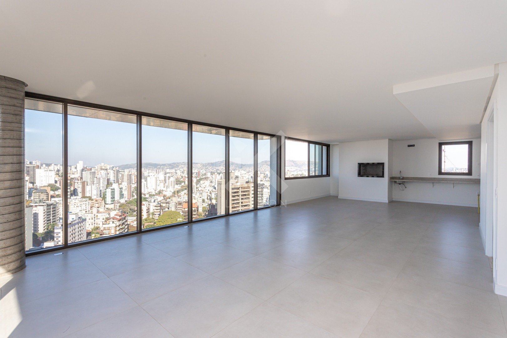 Apartamento com 206m², 3 dormitórios, 3 suítes, 3 vagas, no bairro Bela Vista em Porto Alegre para Comprar