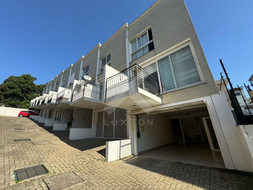 Casa em Condominio com 154m², 3 dormitórios, 1 suíte, 2 vagas, no bairro Vila Conceição em Porto Alegre para Comprar