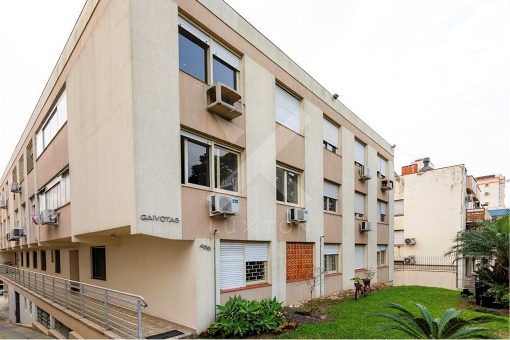 Apartamento com 67m², 2 dormitórios, 2 vagas, no bairro Cristo Redentor em Porto Alegre para Comprar