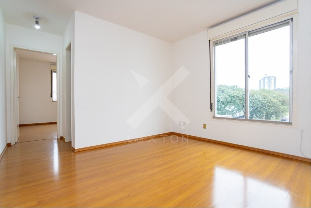 Apartamento com 43m², 1 dormitório, 1 vaga, no bairro Jardim Botânico em Porto Alegre para Comprar