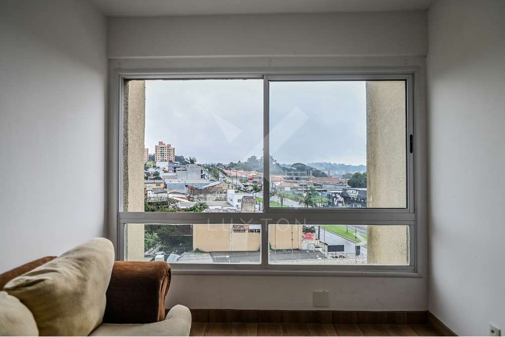 Apartamento com 57m², 2 dormitórios, 1 suíte, 1 vaga, no bairro Morro Santana em Porto Alegre para Comprar