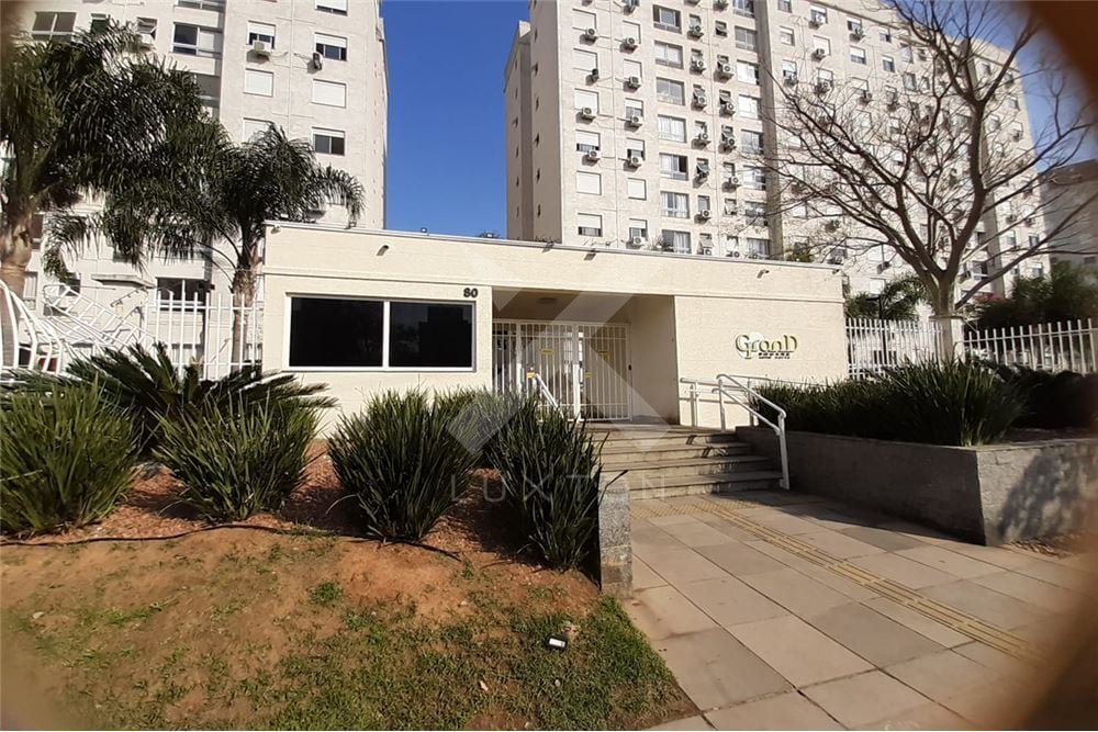 Apartamento com 71m², 2 dormitórios, 1 suíte, 1 vaga, no bairro Sarandi em Porto Alegre para Comprar