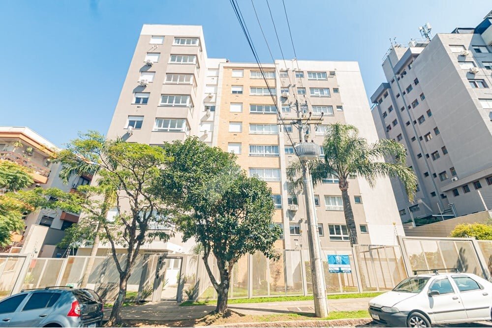 Apartamento com 69m², 2 dormitórios, 1 suíte, 2 vagas, no bairro Bom Jesus em Porto Alegre para Comprar