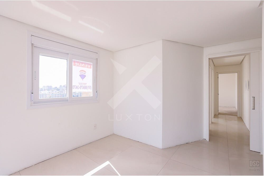 Apartamento com 91m², 3 dormitórios, 1 suíte, 2 vagas, no bairro Jardim Botânico em Porto Alegre para Comprar