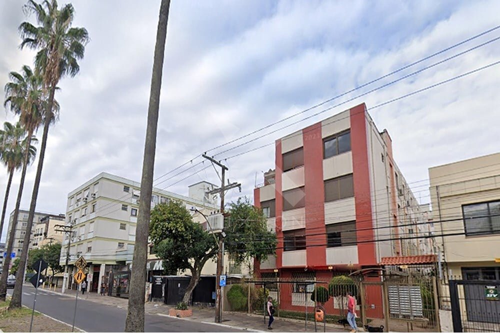 Apartamento com 58m², 2 dormitórios, no bairro Menino Deus em Porto Alegre para Comprar