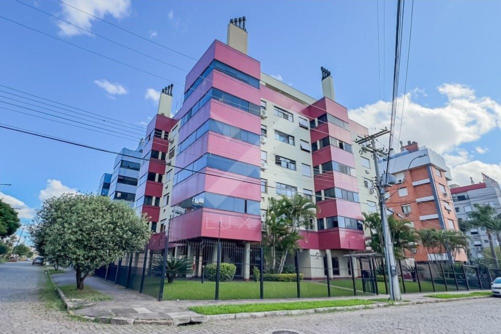 Apartamento com 123m², 3 dormitórios, 1 suíte, 2 vagas, no bairro Jardim Lindóia em Porto Alegre para Comprar