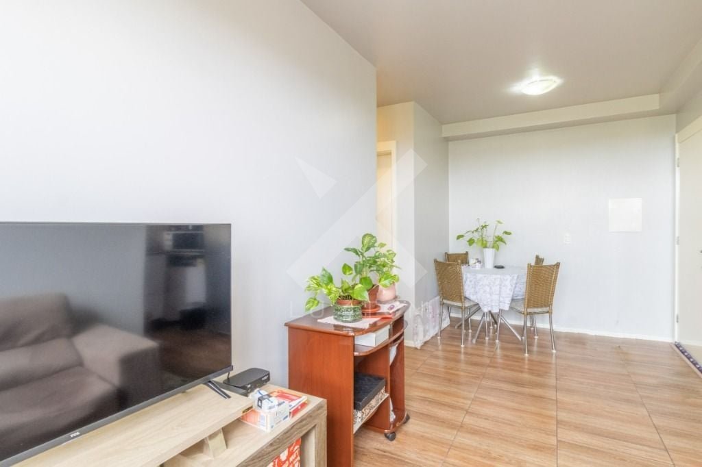 Apartamento com 49m², 2 dormitórios, no bairro Sarandi em Porto Alegre para Comprar