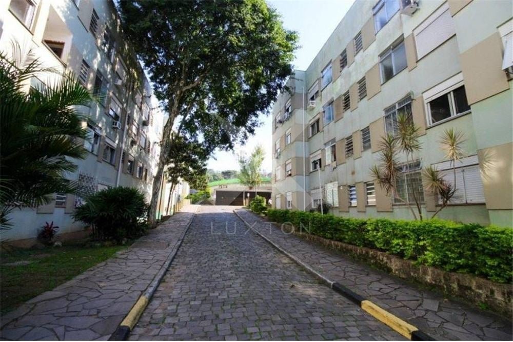 Apartamento com 64m², 3 dormitórios, 1 vaga, no bairro Santa Tereza em Porto Alegre para Comprar