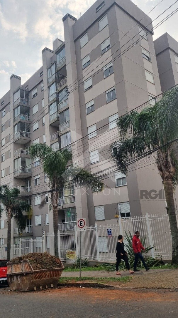 Apartamento com 51m², 2 dormitórios, 1 vaga, no bairro Teresópolis em Porto Alegre para Comprar