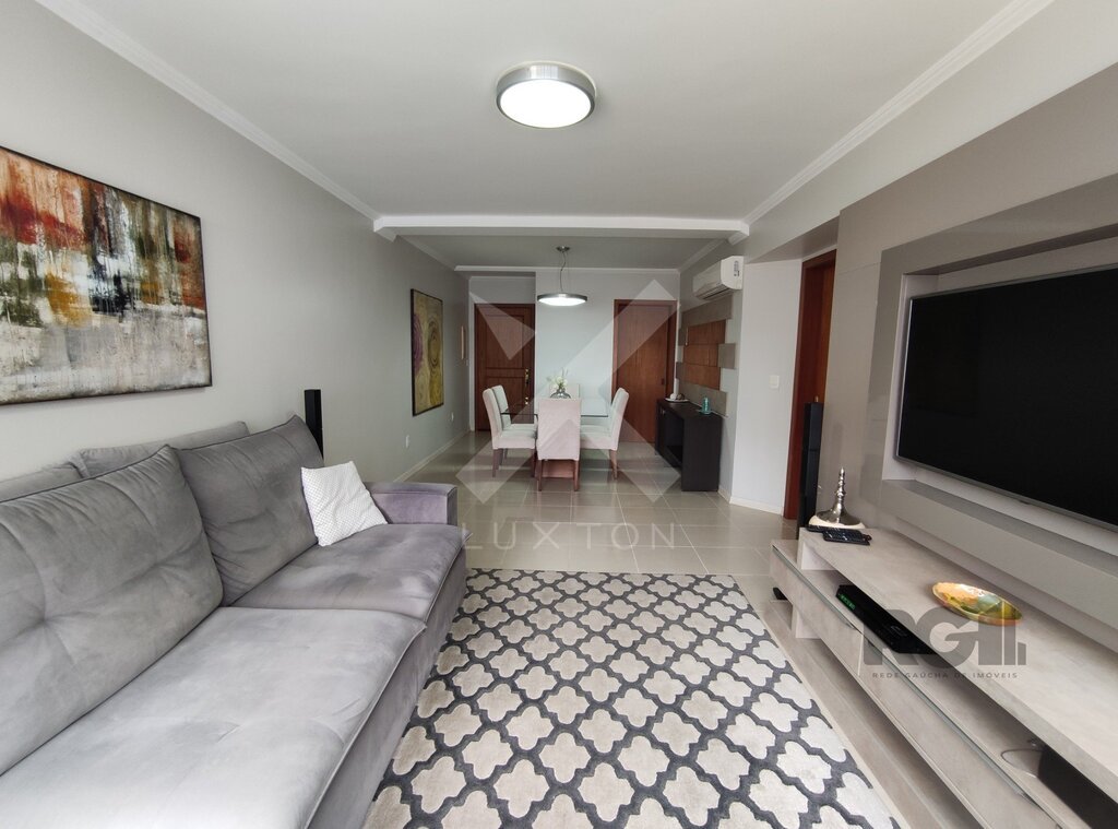 Apartamento com 99m², 3 dormitórios, 1 suíte, 2 vagas, no bairro São João em Porto Alegre para Comprar