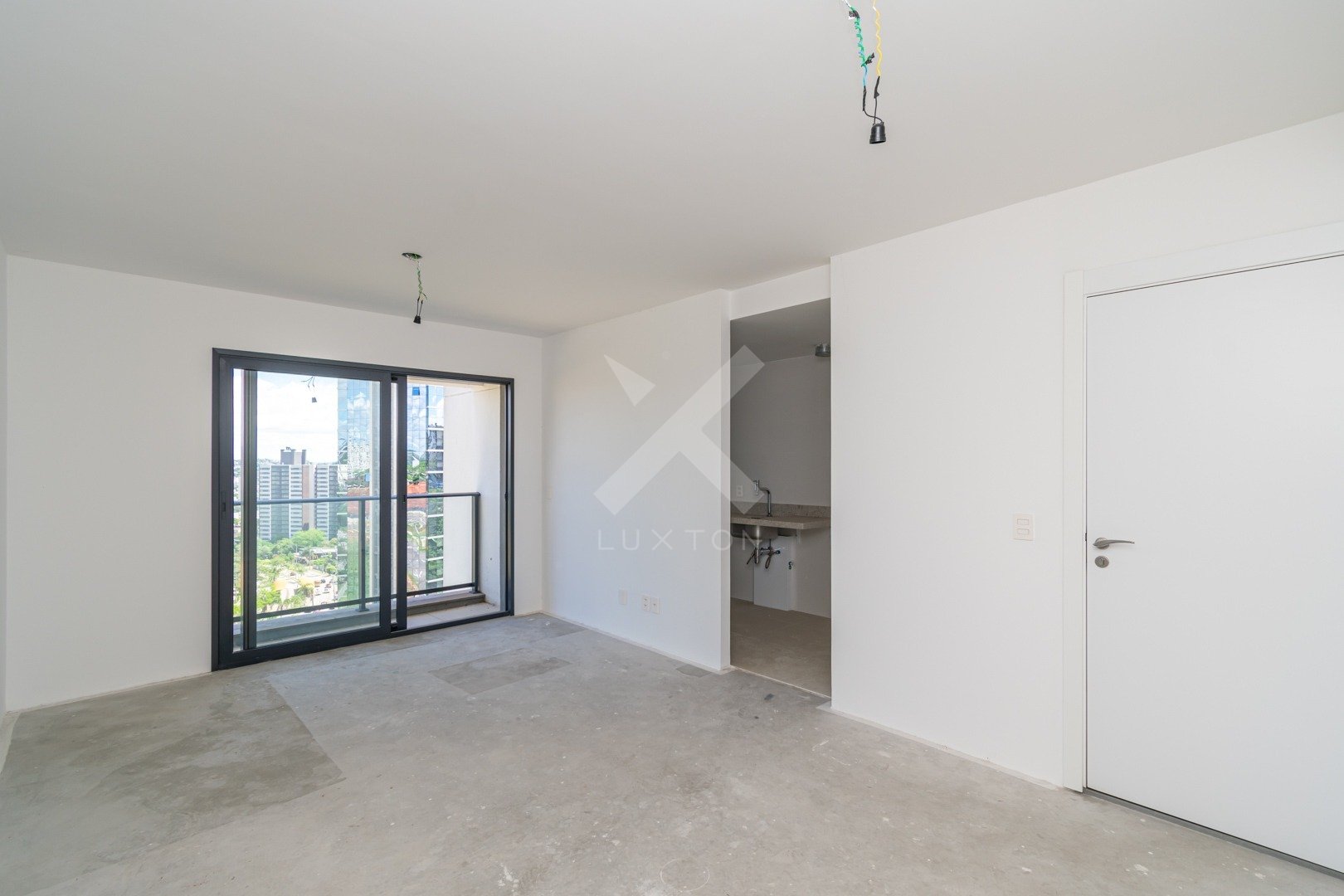 Apartamento com 73m², 2 dormitórios, 2 suítes, 2 vagas, no bairro Petropolis em Porto Alegre para Comprar