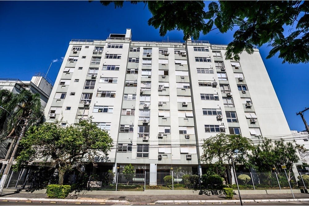 Apartamento com 101m², 2 dormitórios, 1 vaga, no bairro Menino Deus em Porto Alegre para Comprar